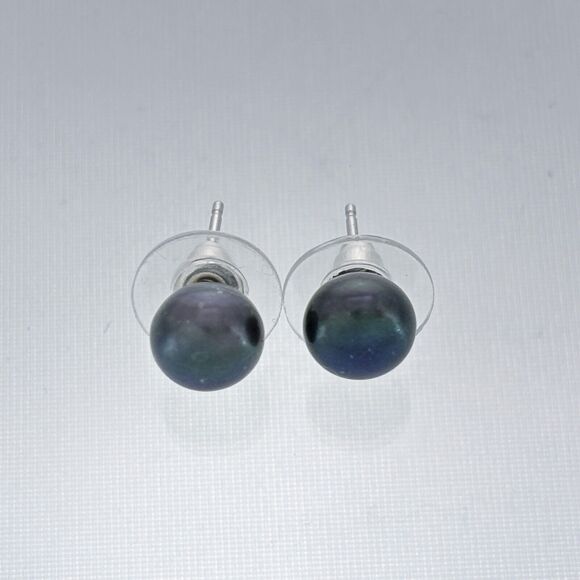 Vintage Sterling Silver 925 7.5mm Iridescent Dark Blue Pearl Stud Earrings - Picture 2 of 6